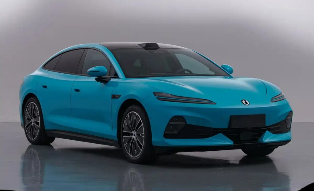 دينزا Z9 الكهربائية 2026 بقوة 1328 حصان: سيدان فاخرة تعيد رسم معايير الأداء والتقنيات الذكية رسميًا من BYD