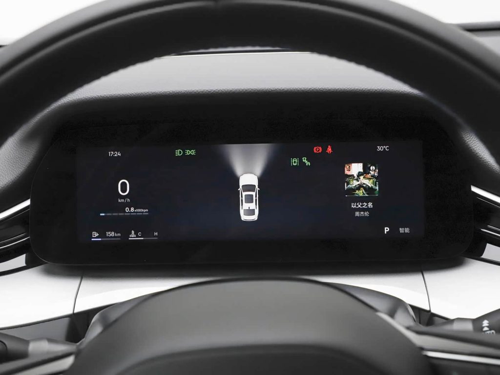 شبكة السيارات الصينية &ndash; جيلي بريفيس i-HEV 2026: هجينة بدون شحن تقودك كهربائيًا حتى 80% من وقتك… قوة 312 حصان واستهلاك 3.98 لتر يضعان معيارًا جديدًا في فئة السيدان