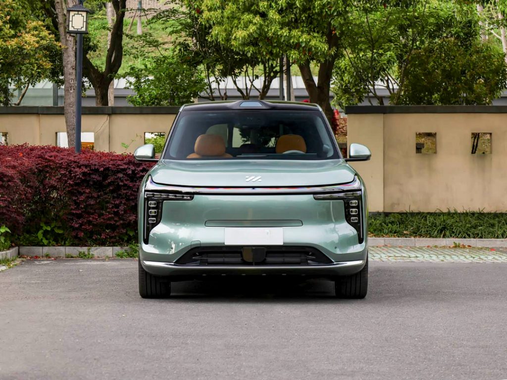 شبكة السيارات الصينية &ndash; IM LS8 2026 تنطلق رسميًا في الصين: السعر والمواصفات الكاملة ومدى يصل إلى 1605 كم مع شاسيه رقمي 3.0 وتقنيات قيادة متقدمة