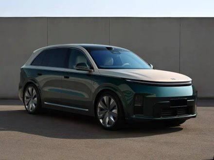 لي أوتو L8 Livis الجديدة كليًا: SUV عائلية بخمسة مقاعد، أربعة LiDAR، وبمدى كهربائي يصل إلى 343 كم