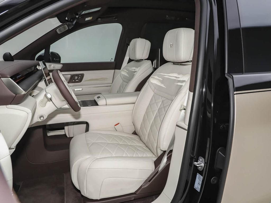 نيو ES9 : أكبر وأقوى SUV كهربائية فاخرة من NIO تعيد تعريف القمة… 697 حصان، بنية 900V، وذكاء يقود المنافسة ضد الألمان 53 شبكة السيارات الصينية – نيو ES9 : أكبر وأقوى SUV كهربائية فاخرة من NIO تعيد تعريف القمة… 697 حصان، بنية 900V، وذكاء يقود المنافسة ضد الألمان