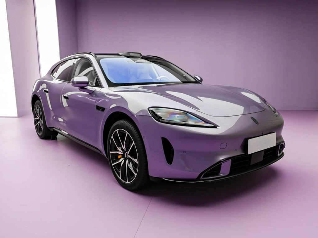 شبكة السيارات الصينية &ndash; Shangjie Z7 وZ7T تقترب من الإطلاق الرسمي: مدى يصل إلى 905 كم، تقنيات هواوي المتقدمة، وأداء رياضي صادم… هل نحن أمام أقوى سيدان كهربائية في فئتها؟