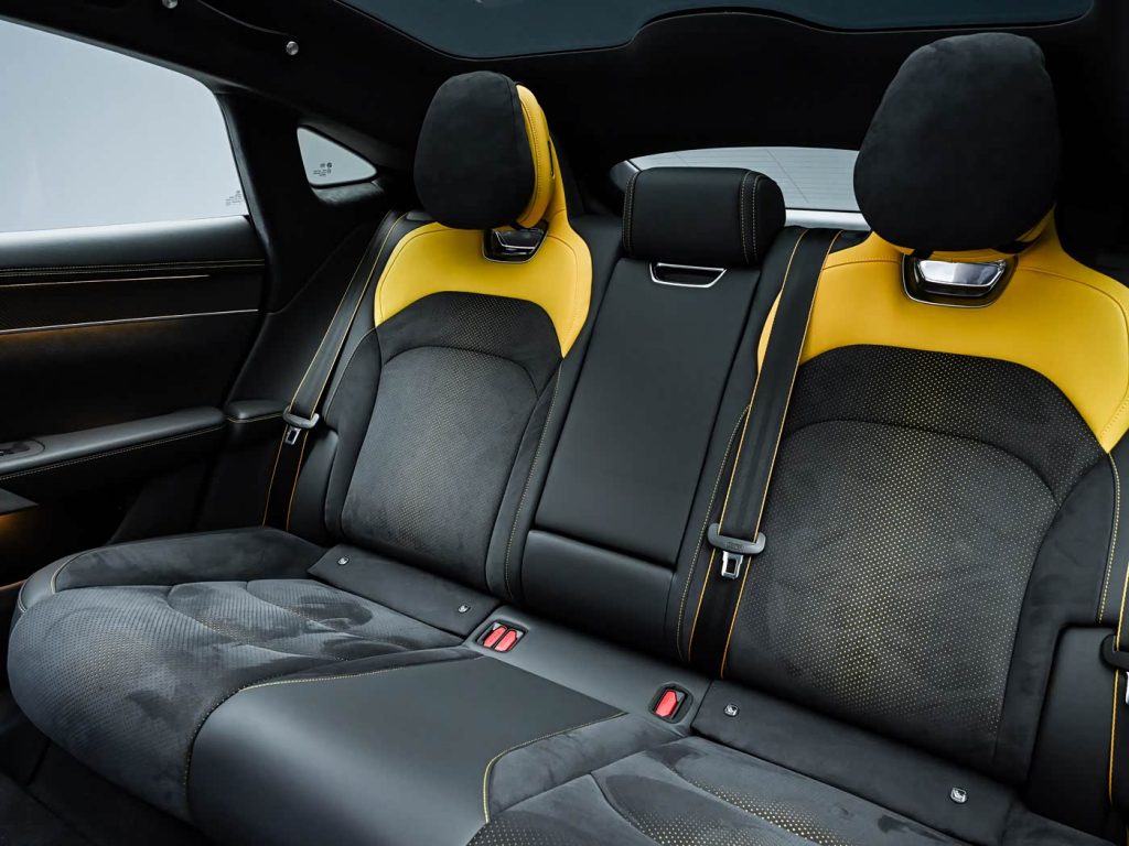 شبكة السيارات الصينية &ndash; Shangjie Z7 وZ7T تقترب من الإطلاق الرسمي: مدى يصل إلى 905 كم، تقنيات هواوي المتقدمة، وأداء رياضي صادم… هل نحن أمام أقوى سيدان كهربائية في فئتها؟