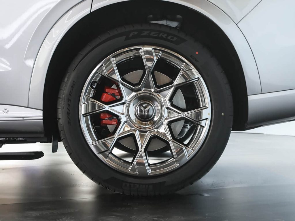 شبكة السيارات الصينية &ndash; فويا تايشان X8 الجديدة 2026: SUV كبيرة بخيارات كهربائية وPHEV ومنصة 800 فولت وأحدث نظام HarmonyOS من هواوي