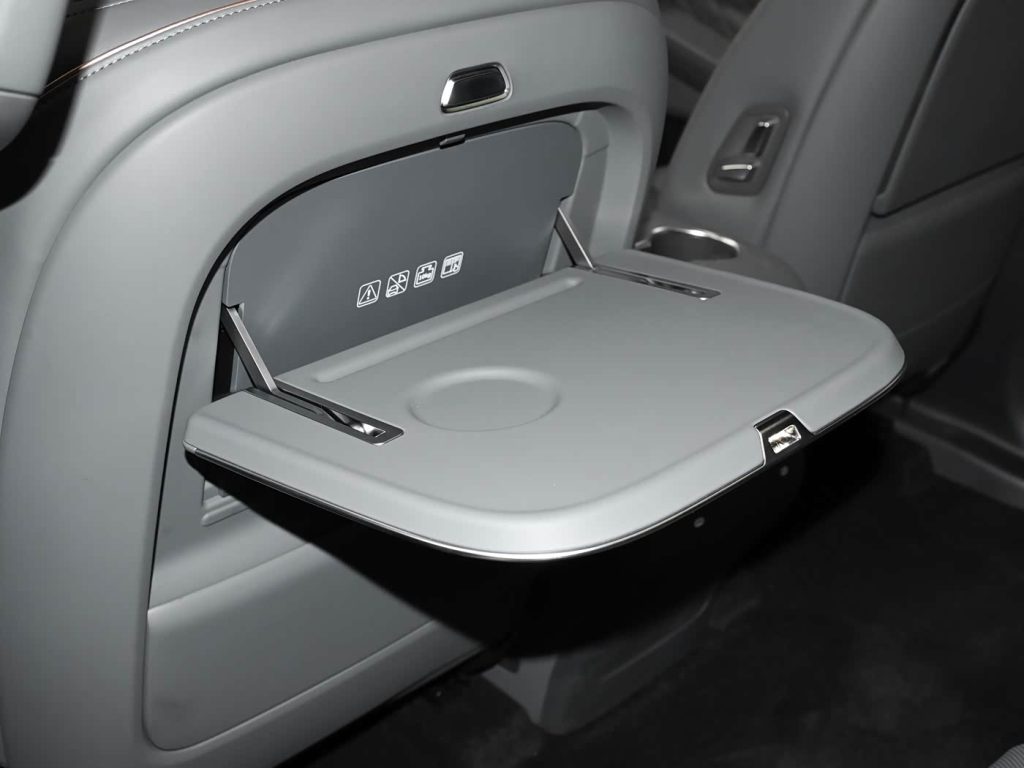 شبكة السيارات الصينية &ndash; WEY V9X 2026 الفاخرة تبدأ أسعارها الرسمية في الصين: SUV هجينة بمنصة GWM One ومدى كهربائي 470 كم وشاسيه رقمي يعيد تعريف الفئة