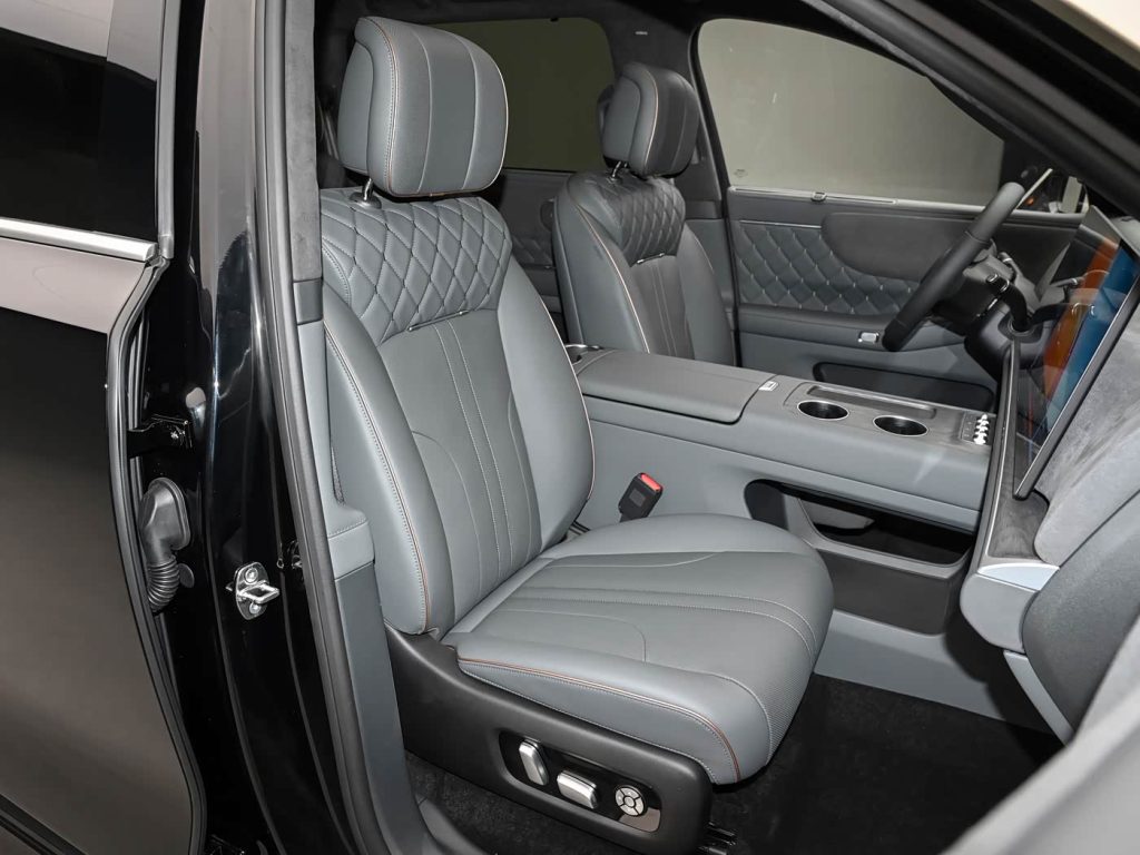 شبكة السيارات الصينية &ndash; WEY V9X 2026 الفاخرة تبدأ أسعارها الرسمية في الصين: SUV هجينة بمنصة GWM One ومدى كهربائي 470 كم وشاسيه رقمي يعيد تعريف الفئة