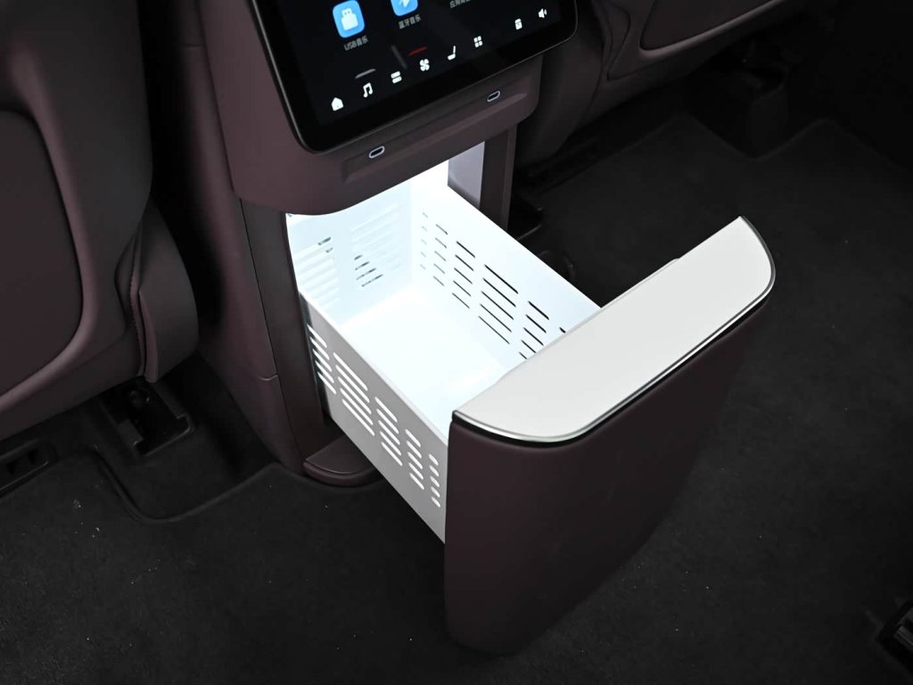 شبكة السيارات الصينية &ndash; Xpeng GX 2026 تبدأ الحجز المسبق وتستهدف فئة 50 ألف دولار: SUV بمدى يصل إلى 1585 كم، منصة 800V، وذكاء صناعي شامل تعيد تعريف فئة العائلات الفاخرة