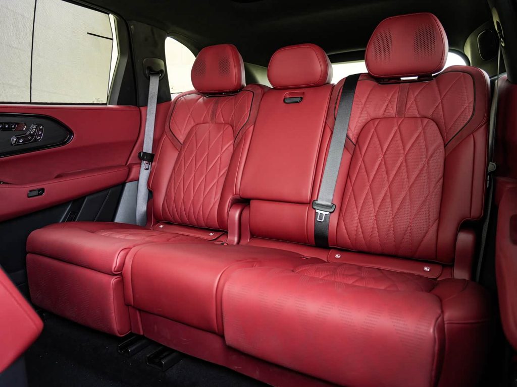 شبكة السيارات الصينية &ndash; زيكر 8X 2026: هجينة ببنية 900V تجمع بين أداء يصل إلى 1400 حصان ومدى كهربائي حتى 410 كم وشحن من 20% إلى 80% خلال 9 دقائق