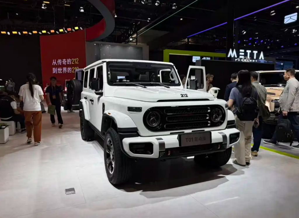 علامة 212 تعيد تعريف سيارات الأوف رود في معرض بكين 2026: إطلاق T01 الجديد ونسخة الديزل Longfeng وSUV متوسطة وT10 المكشوفة وبيك أب “تانجينغزهي 01” بمنصة احترافية