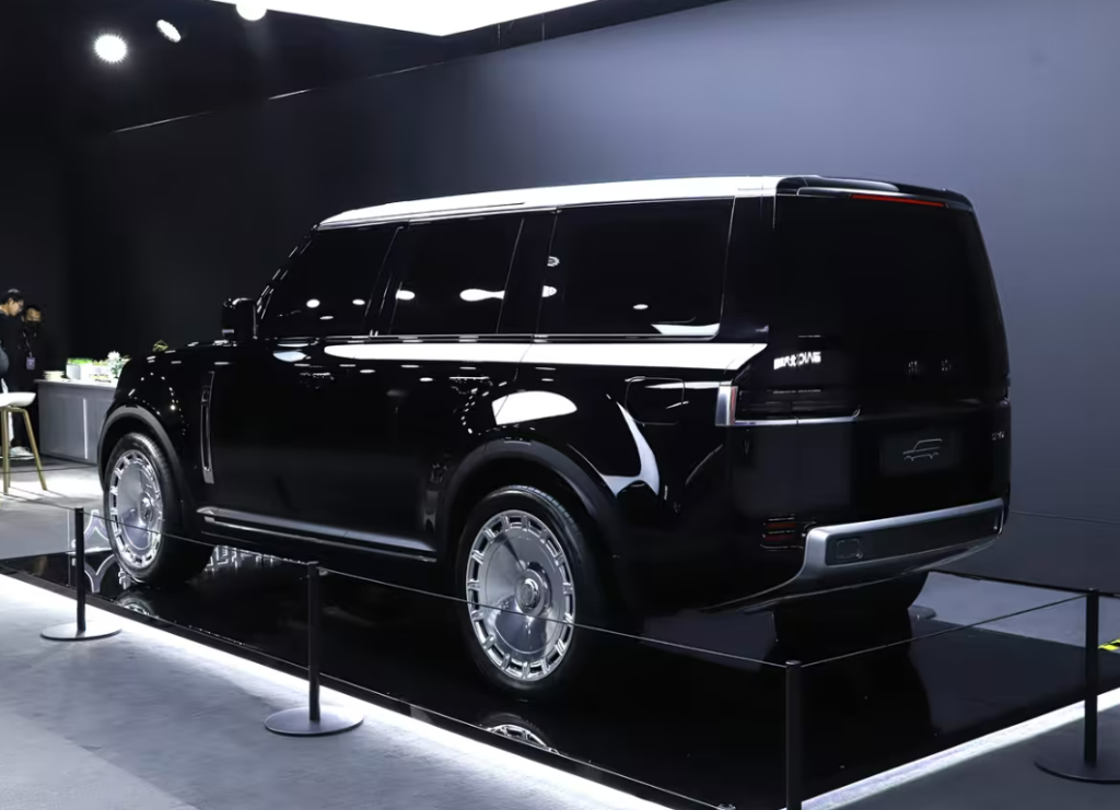 شبكة السيارات الصينية &ndash; بايك تفجر مفاجآت معرض بكين 2026: Bj81 تبدأ من 103 ألف ريال وBJ40 EREV طويل المدى وسيارة سيتي هنتر الفاخرة.