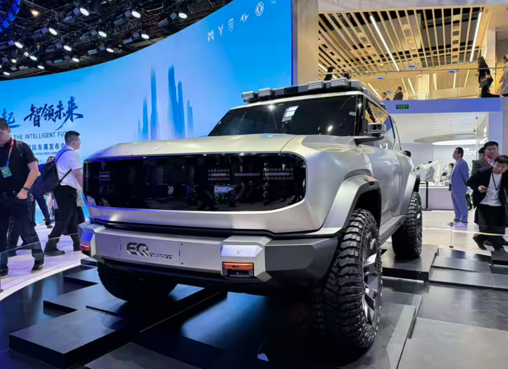 شبكة السيارات الصينية &ndash; دونغ فينغ تعلن خطة “النهضة الشرقية 2030” وتكشف أقوى سياراتها في معرض بكين 2026: فويا تايشان X8 بمدى 1700 كم وM-Hero 817 Ultimate تقود ثورة الأوفرود الذكي