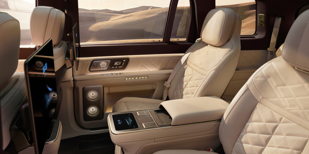 نيو ES9 : أكبر وأقوى SUV كهربائية فاخرة من NIO تعيد تعريف القمة… 697 حصان، بنية 900V، وذكاء يقود المنافسة ضد الألمان 48 شبكة السيارات الصينية – نيو ES9 : أكبر وأقوى SUV كهربائية فاخرة من NIO تعيد تعريف القمة… 697 حصان، بنية 900V، وذكاء يقود المنافسة ضد الألمان