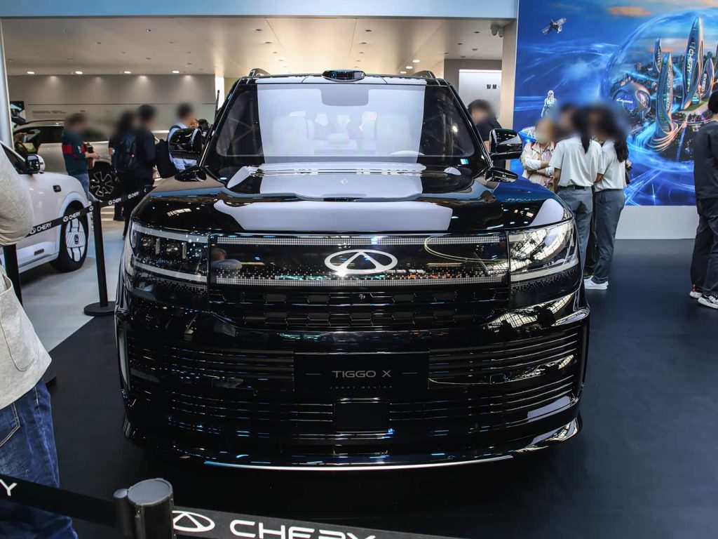 شبكة السيارات الصينية &ndash; شيري Tiggo X: وحش SUV هجينة بـ476 حصان ومدى يتجاوز 1500 كم يعيد رسم المنافسة أمام بي واي دي تانغ