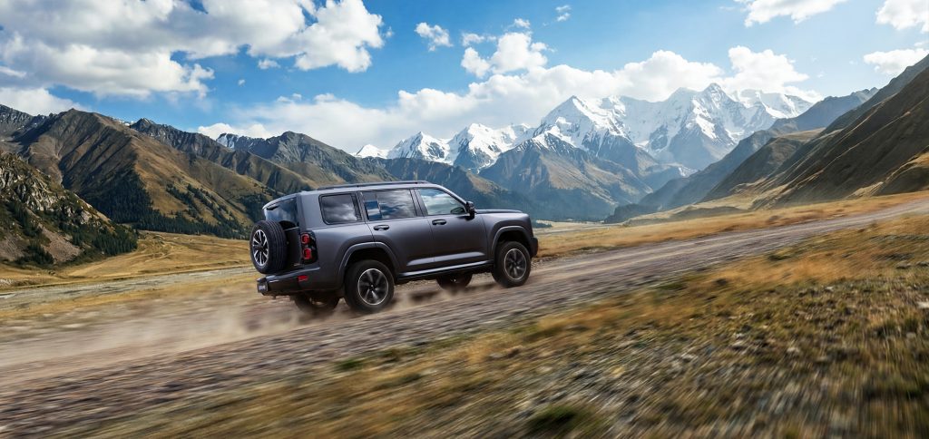 شبكة السيارات الصينية &ndash; هافال H9 موديل 2026 في الصين: SUV أوفرود ديزل وبنزين بشاصي مستقل وعمق خوض 800 مم, بخزانين وقود وتقنيات Coffee OS المتطورة