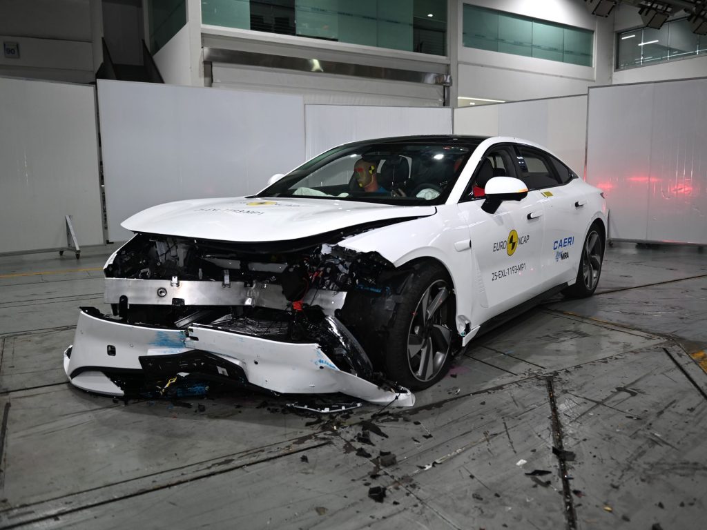شبكة السيارات الصينية &ndash; EXLANTIX ES تحصد العلامة الكاملة "5 نجوم" في اختبارات السلامة الأوروبية Euro NCAP
