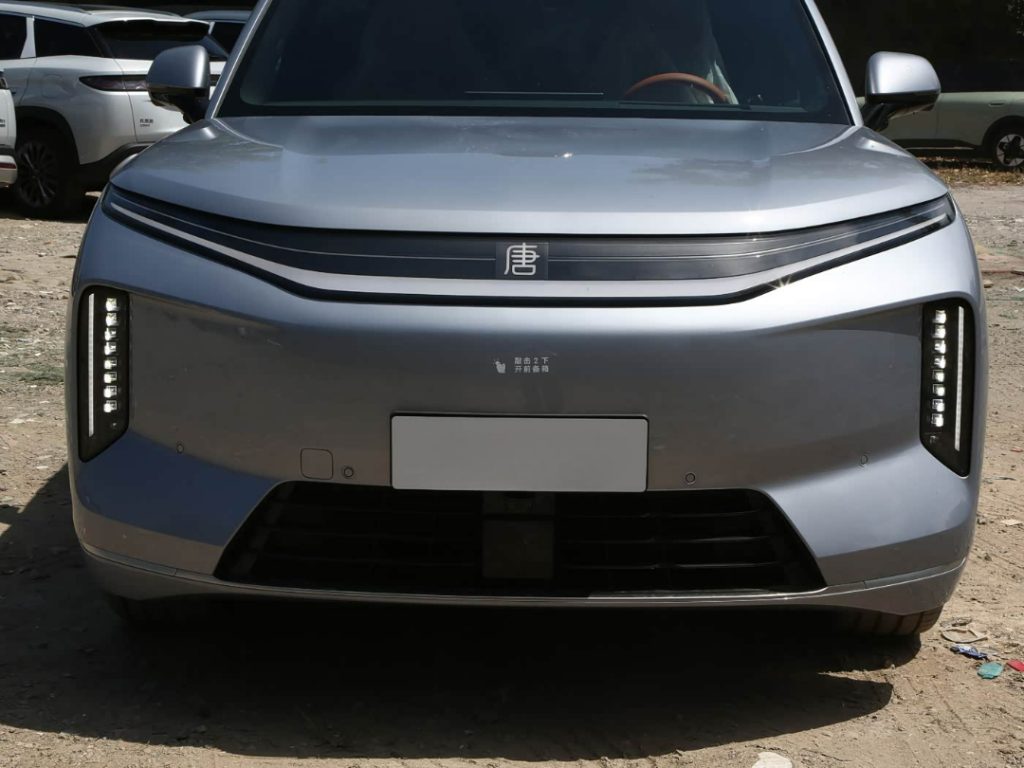شبكة السيارات الصينية &ndash; بي واي دي جريت تانغ EV الجديدة 2026 تنطلق رسميًا: مدى يصل إلى 950 كم وقوة 795 حصانًا وتقنيات فاخرة بأسعار تبدأ من 125 ألف ريال