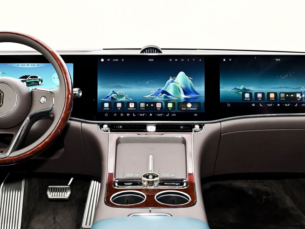 شبكة السيارات الصينية &ndash; هواوي Maextro S800 Grand Design الجديدة تنطلق رسميًا.. أفخم سيارة صينية بسعر 1.388 مليون يوان وتقنيات تعيد تعريف الفخامة الذكية