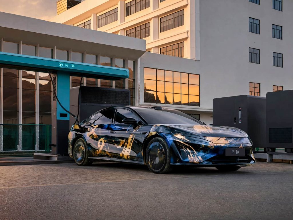 شبكة السيارات الصينية &ndash; BYD Da Han (Great Han) تظهر رسميًا في معرض تشنغدو 2026: سيدان رائدة بمدى يصل إلى 1008 كم