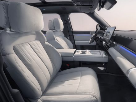 داخلية بي واي دي تاي 7 (BYD Ti7).. مقصورة فاخرة تجمع بين التكنولوجيا والراحة
