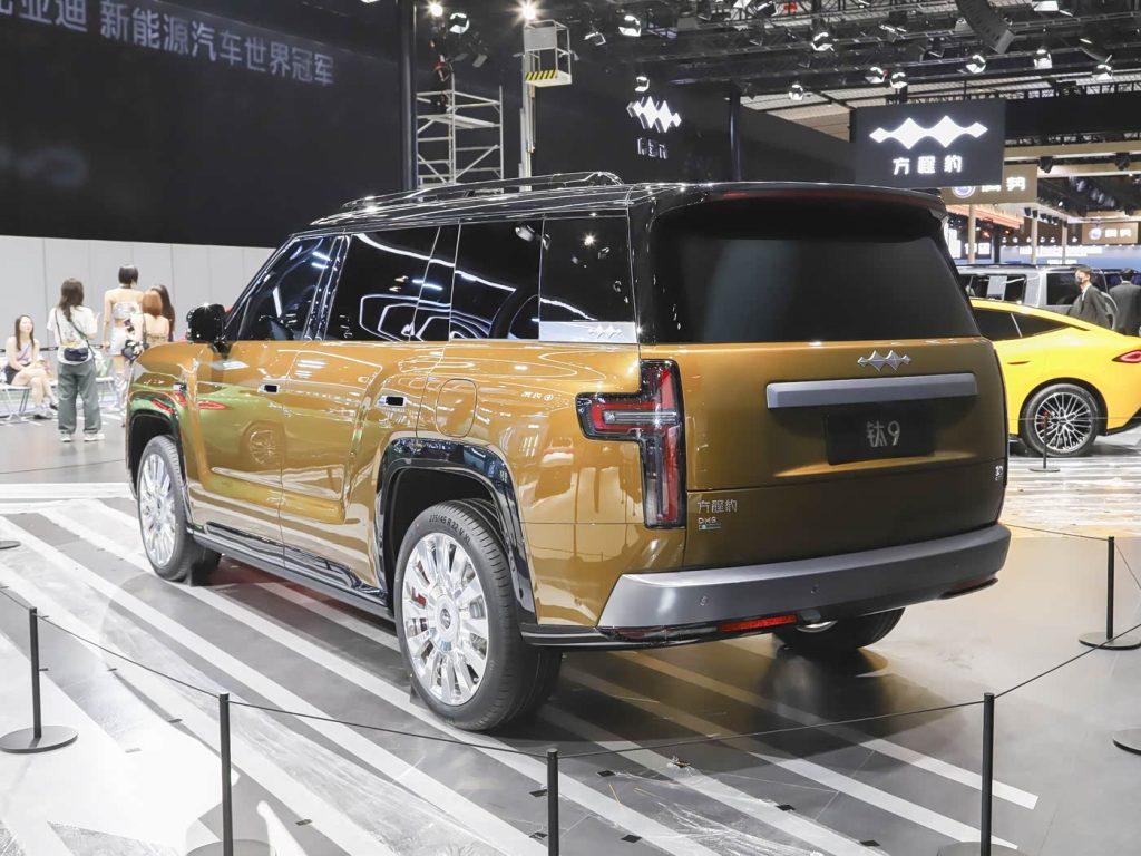 شبكة السيارات الصينية &ndash; معرض تشنغدو: ظهور BYD Ti9 بمدى 1600 كم وبطارية 66.48 كيلوواط
