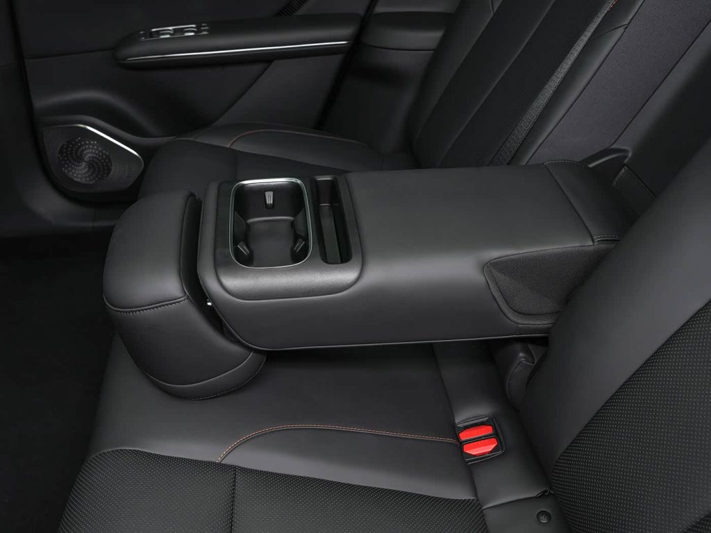 شبكة السيارات الصينية &ndash; Changan Nevo Q06 تبدأ الحجز بقوة 449 حصانًا ومدى 700 كم