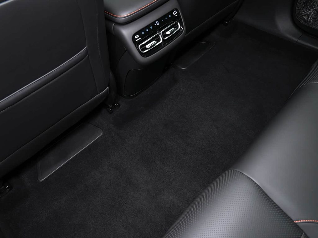 شبكة السيارات الصينية &ndash; Changan Nevo Q06 تبدأ الحجز بقوة 449 حصانًا ومدى 700 كم